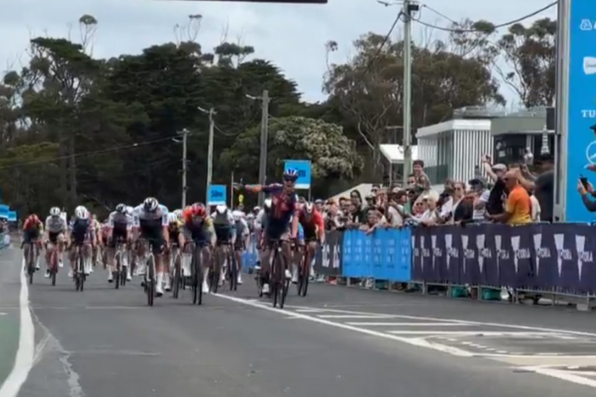 Down Under king Welsford beaten by Lund Andresen in lightning-fast echelon edition of Surf Coast Classic