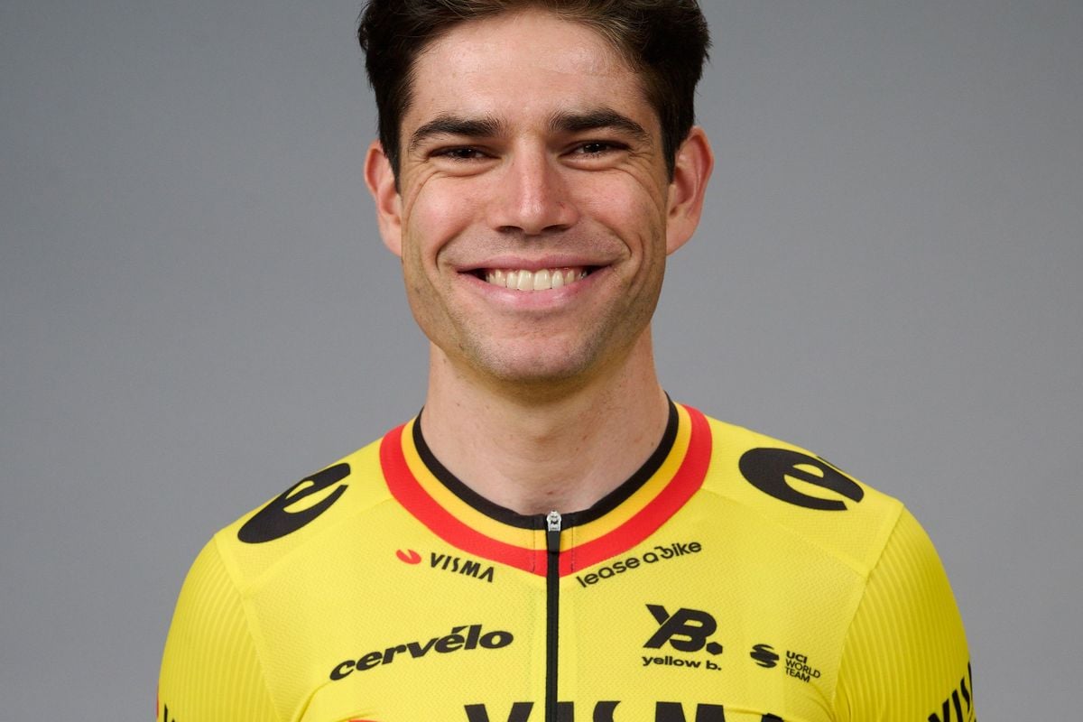 Van Aert geeft welgemeende complimenten en verwacht ploeggenoten in Omloop: 'Die aanpak heeft zich al uitbetaald'