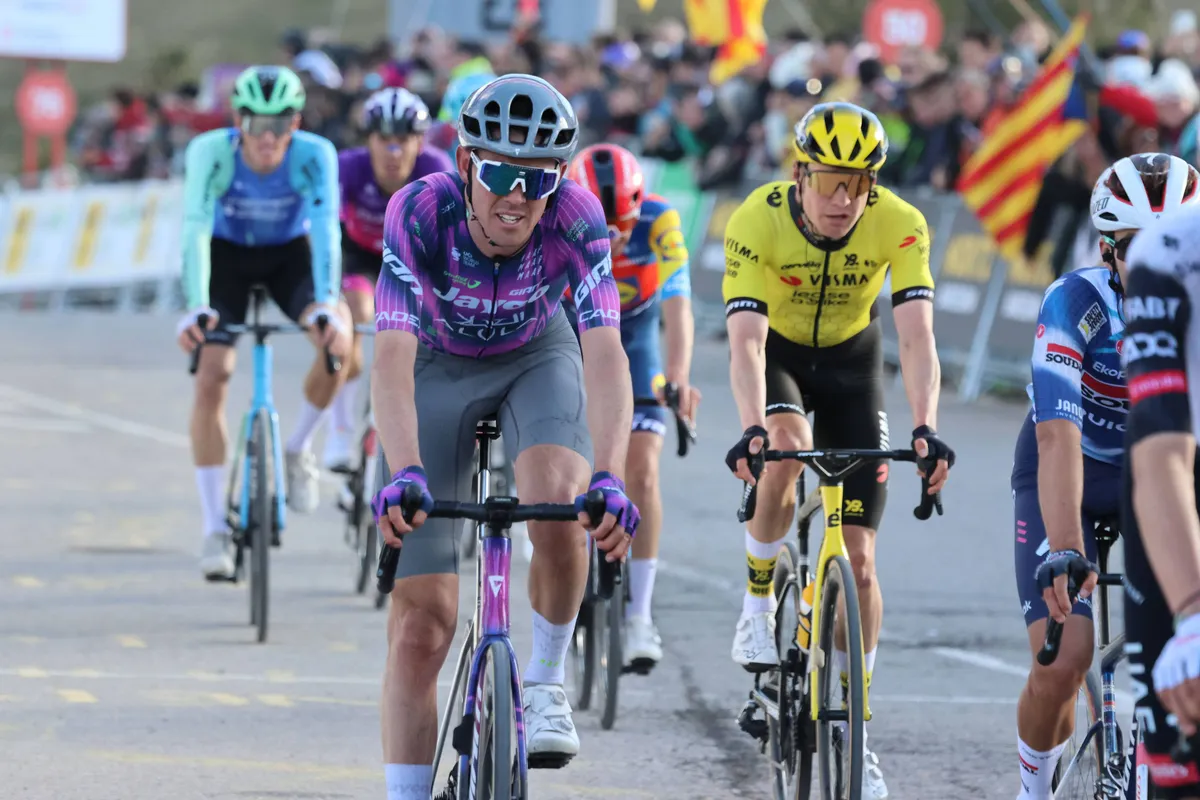 Jayco AlUla heeft aanwinst Ben O'Connor met oog op Tour net op tijd back on track, maar slikt ook bittere pil
