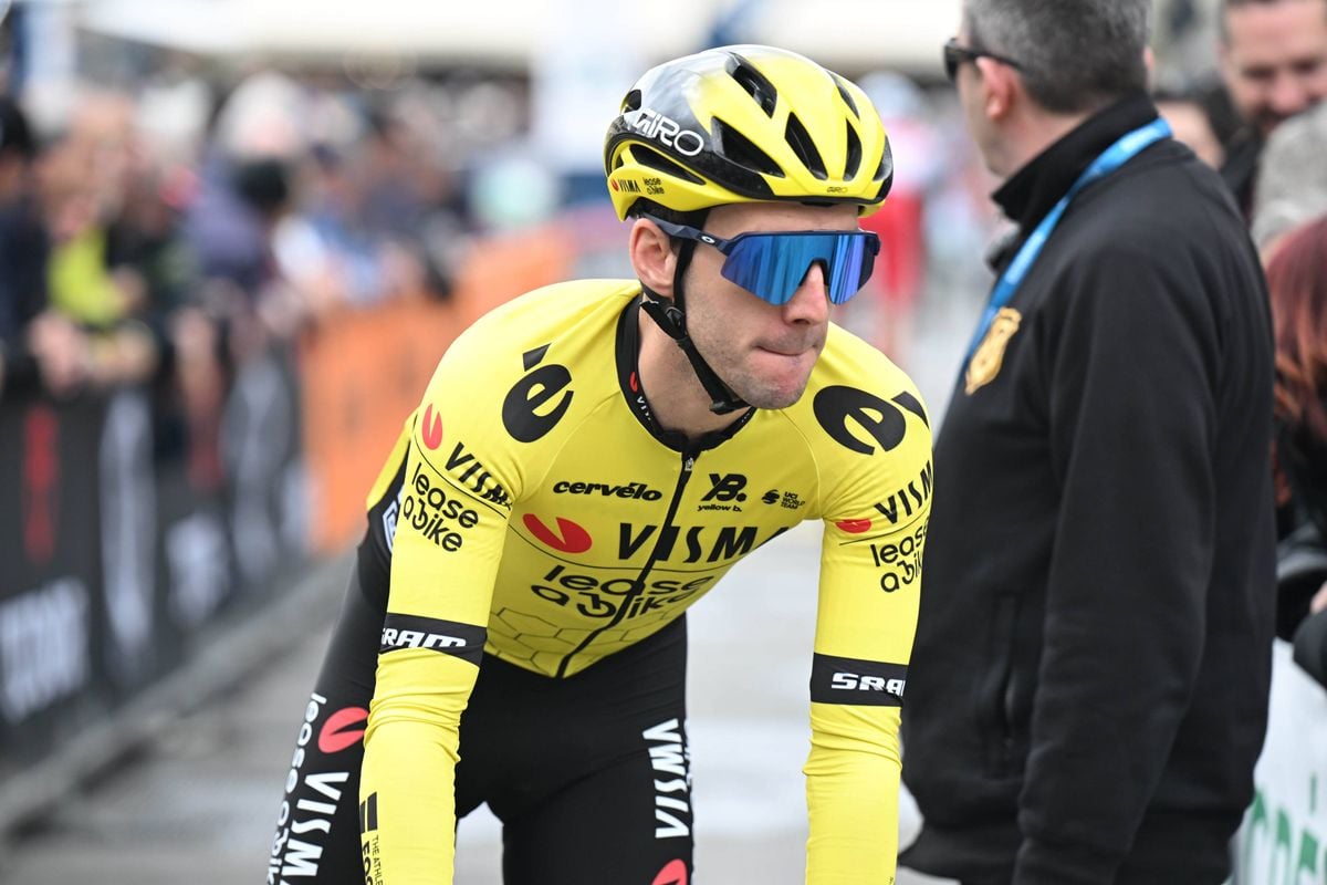 Simon Yates already spoke of a ‘tough transition’ even before losing time and after a rough winter: "Visma | LAB quite intimidating"