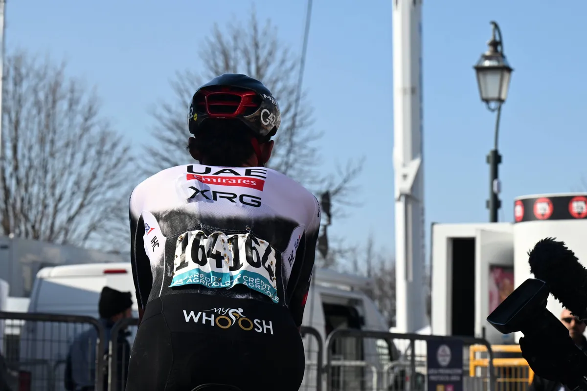 Wielertransfers 2025/2026 | Welke renners verlaten, komen of wisselen er in de WorldTour?