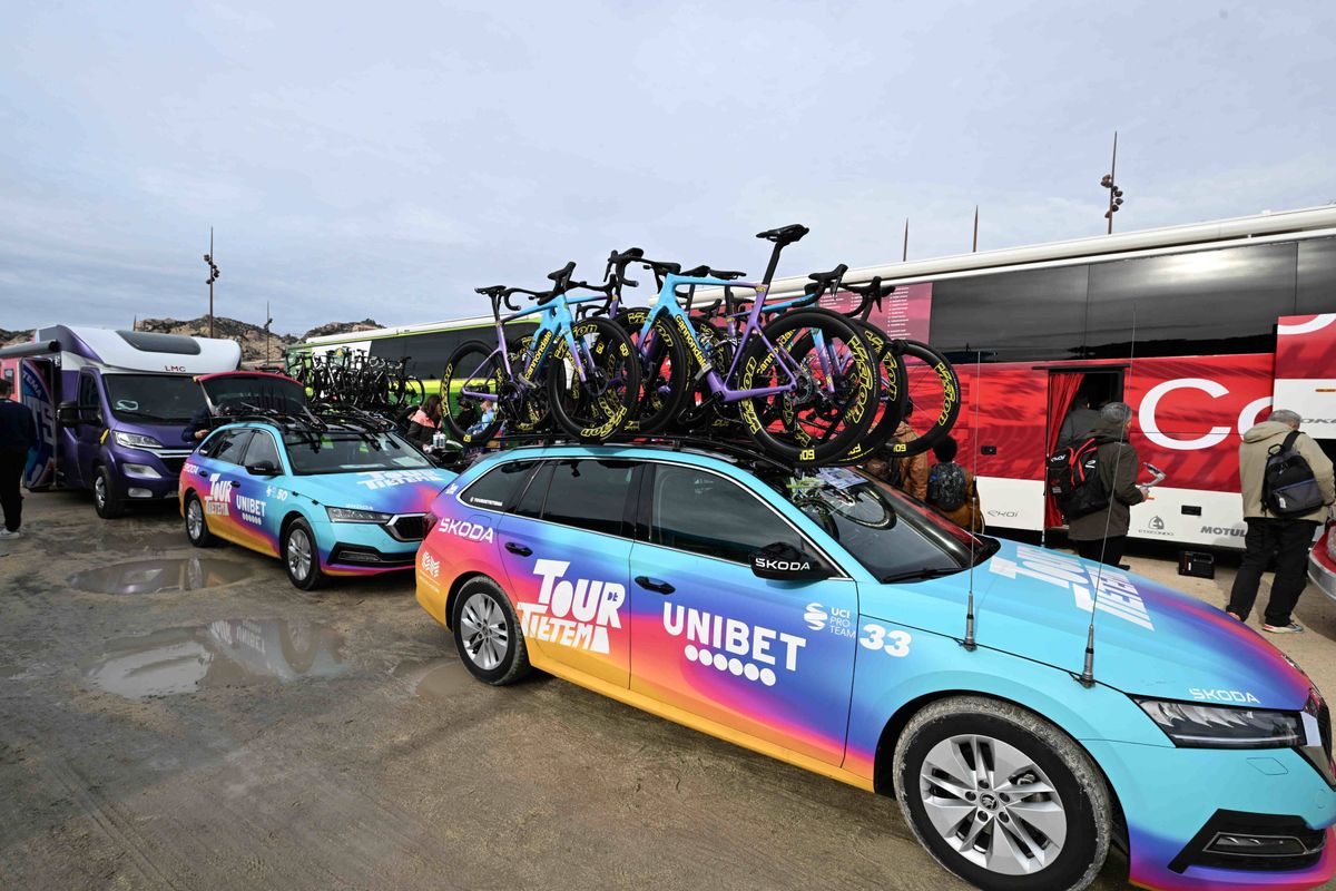 Visma | Lease a Bike sign young sports director from Unibet Rose Rockets: "Have to get used to fighting to win the Tour"