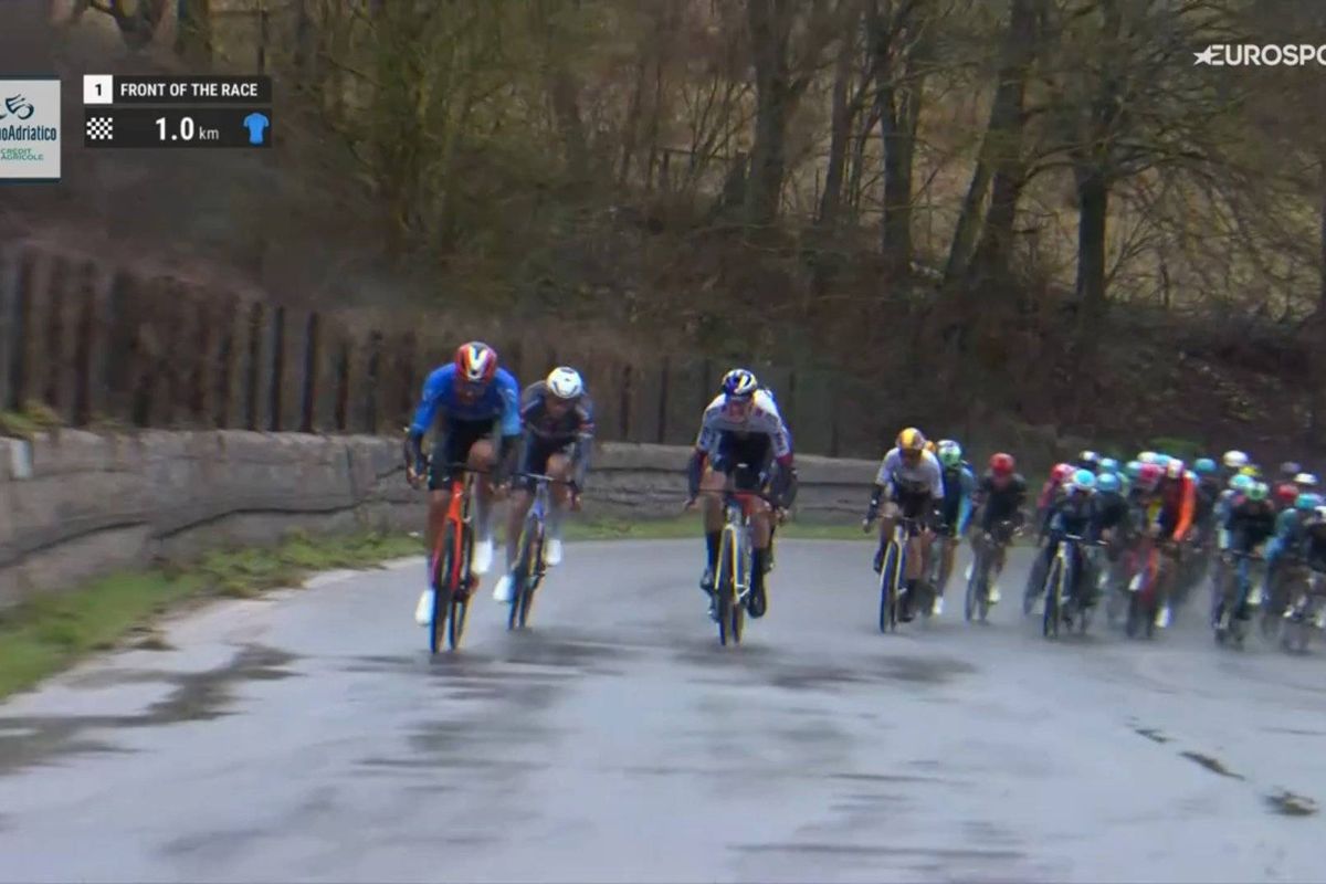 Rain in Tirreno, Milan crashes, Ganna and Van der Poel try but Vendrame wins the stage