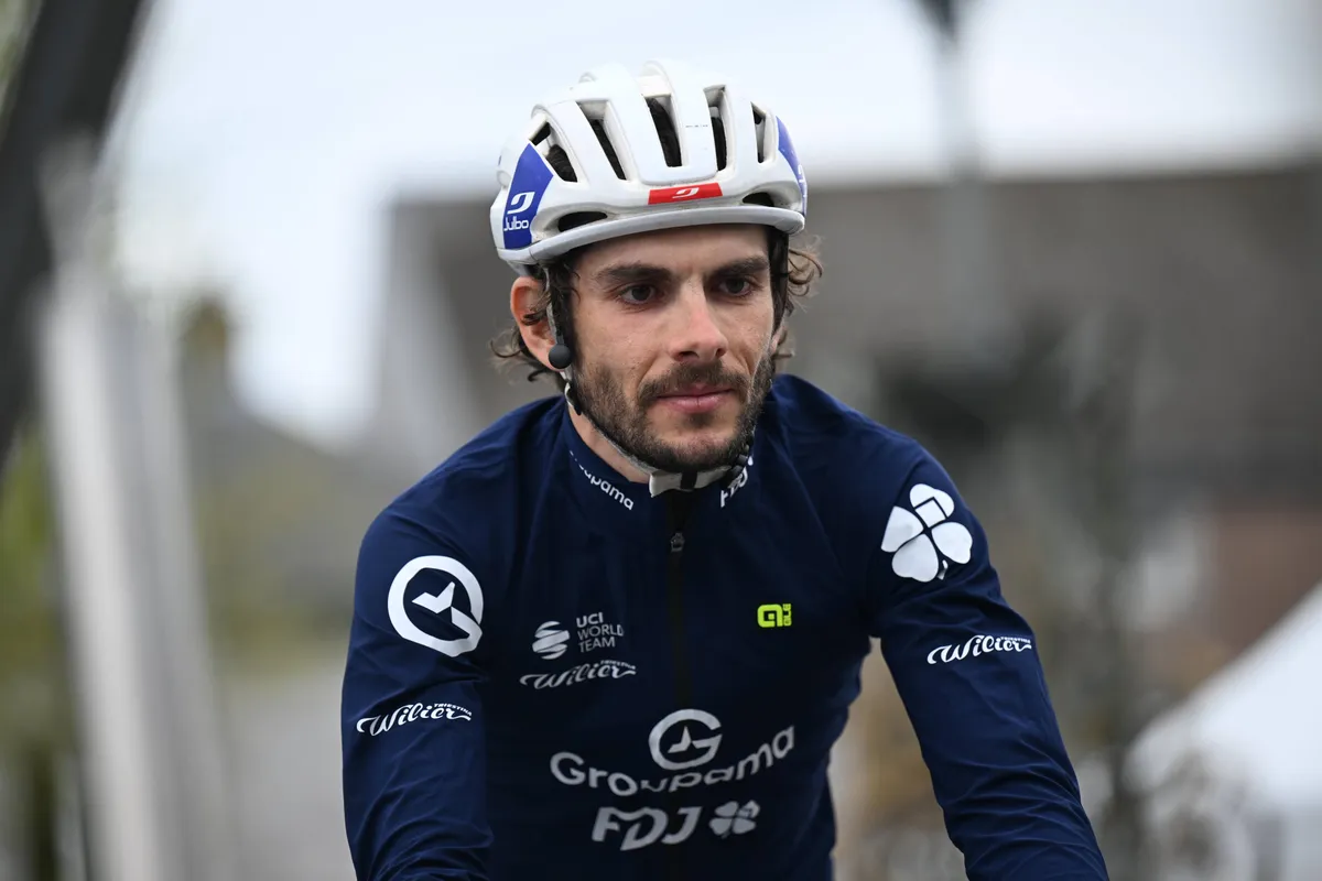 Medisch bulletin Vuelta: Martin (FDJ) breekt twee rugwervels, ook renner met gebroken heup