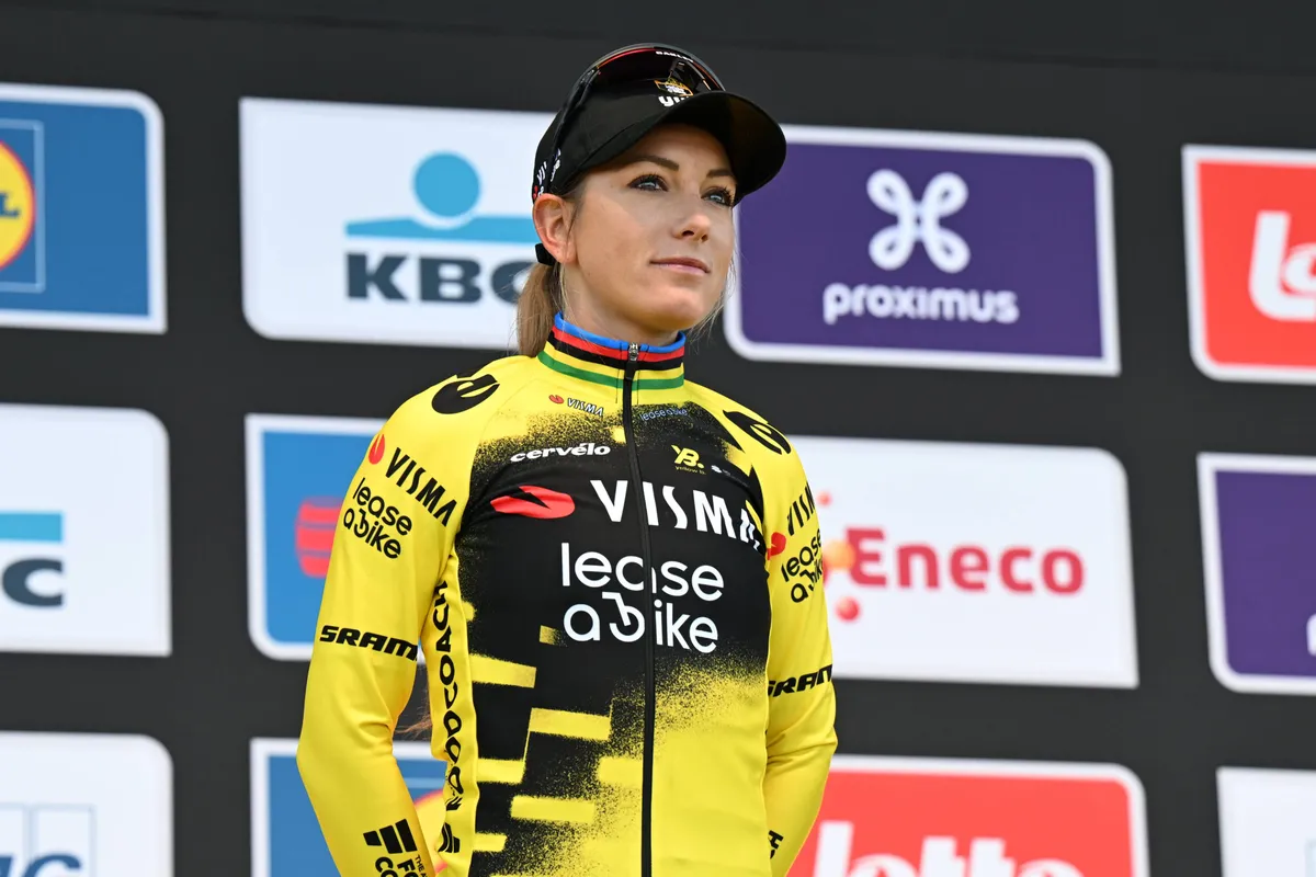 Ferrand-Prévot weet dat ze huiswerk heeft richting de Tour, maar dankt Visma | Lease a Bike met 'vol hart'