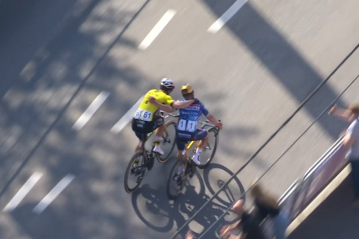 'Remco heeft me langzaam vermoord', analyseert Van Aert, die nog peinst over (gebrek aan) sprint-vraag
