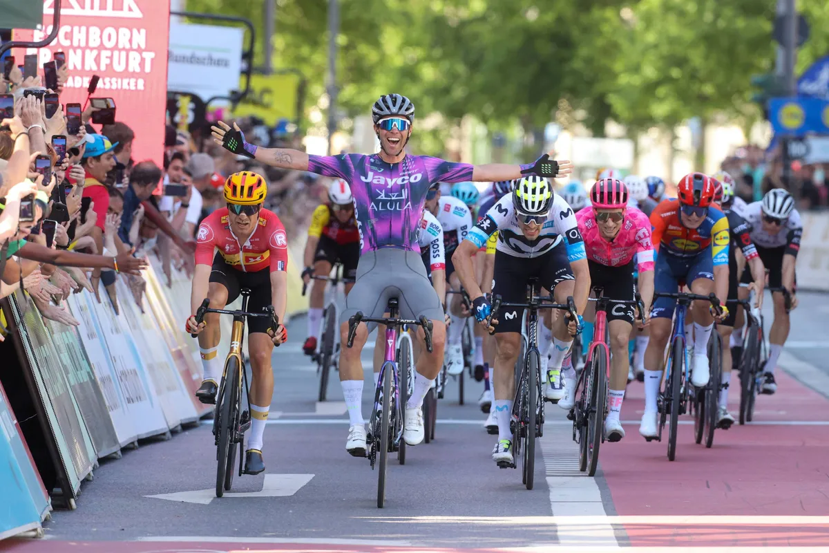 Michael Matthews gaat zege in afsluiter van klassieke periode op bijzondere plek vieren