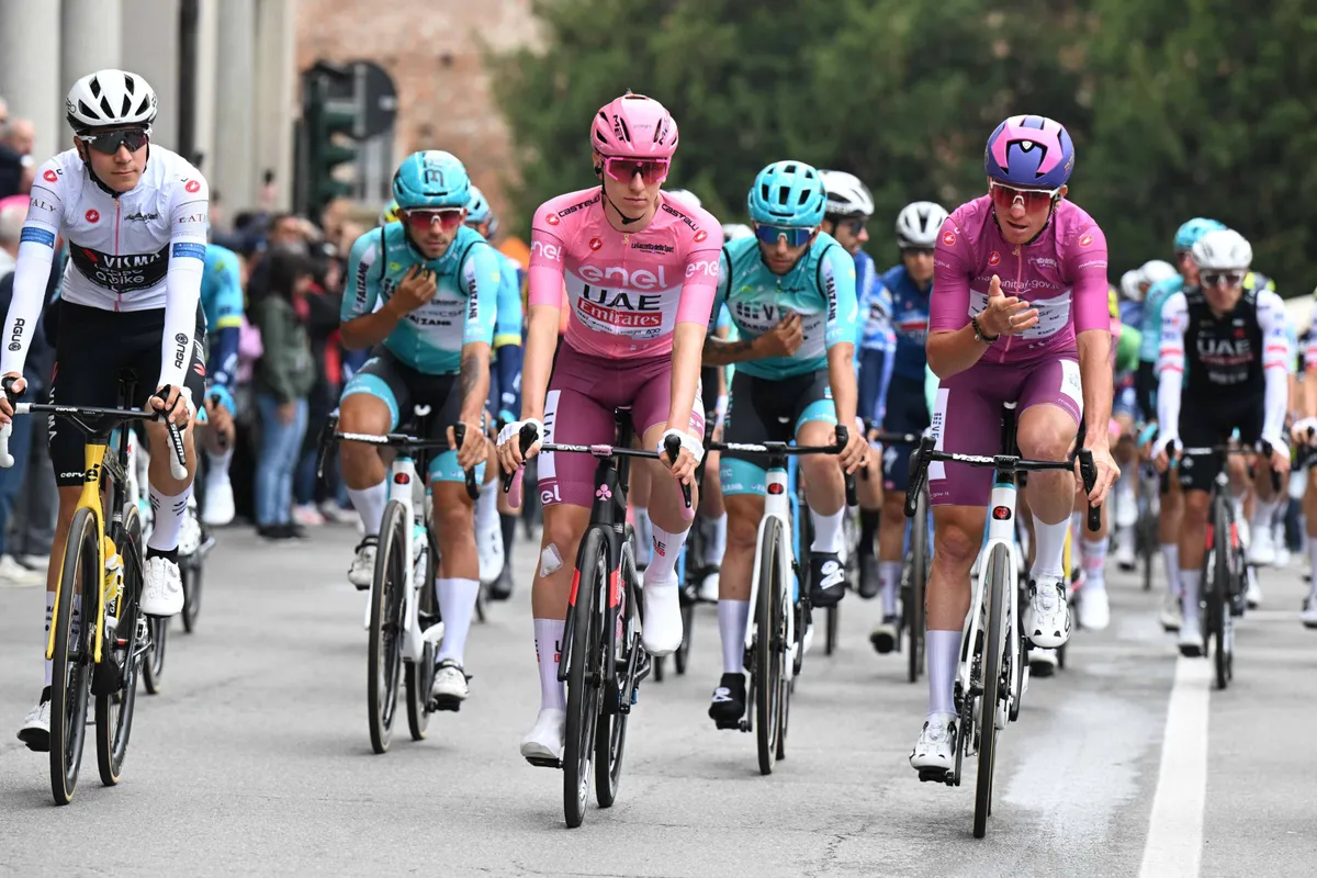 Pooltips Giro d'Italia 2025 | Wie kan je nemen voor 3 dagen Albanië - een ex-winnaar daar? - en 18 dagen Italië?