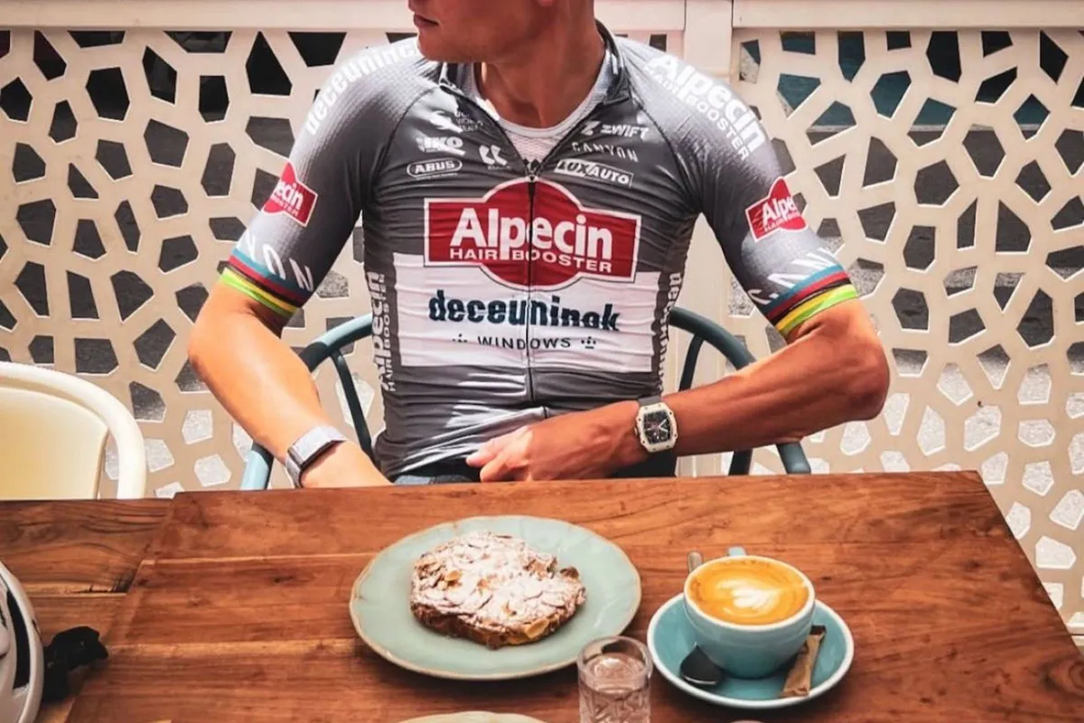 Voorjaar achter de rug, blik op de zomer: Van der Poel werkt in Spanje weer volop aan vorm voor Tour en WK mountainbike