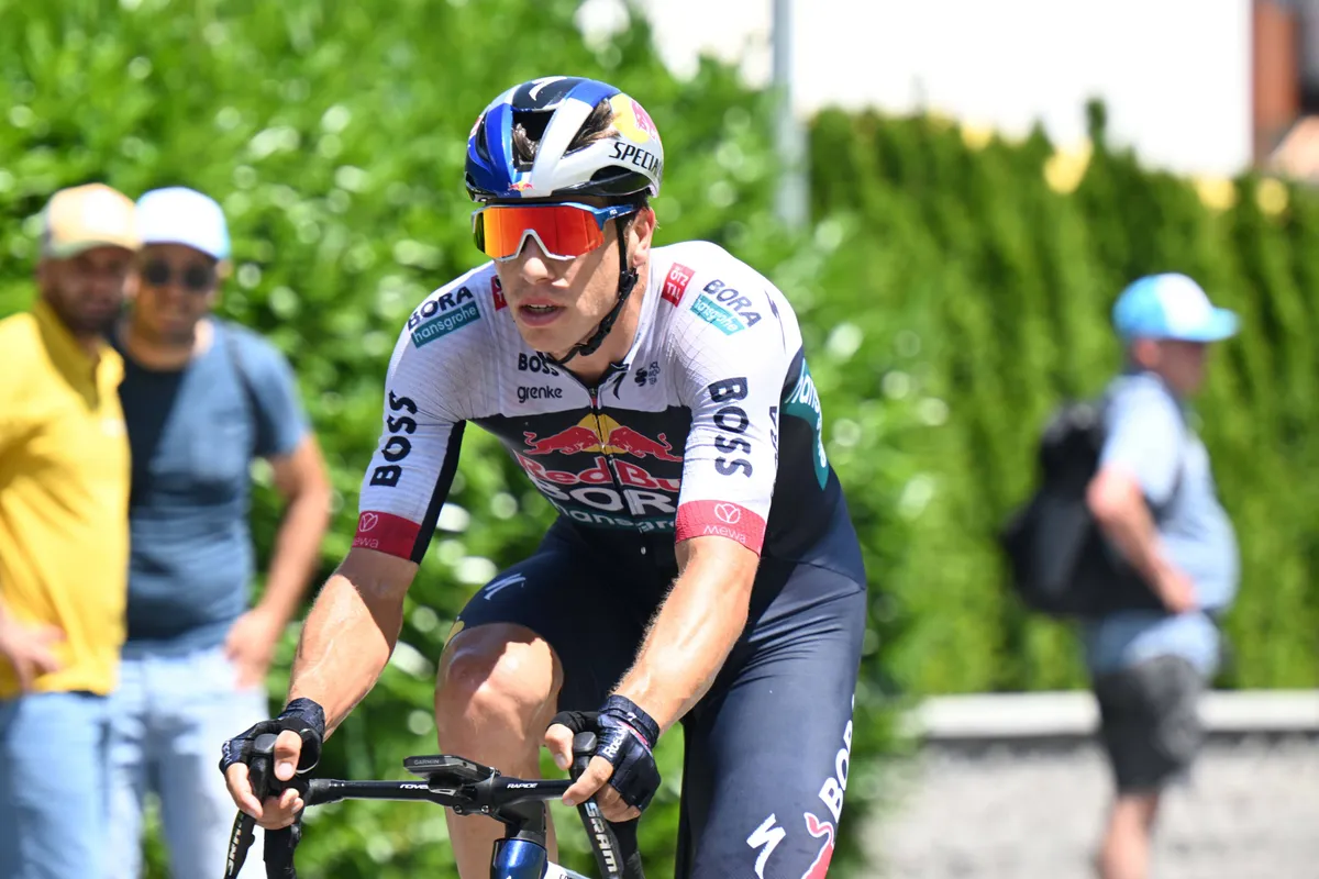 Danny van Poppel zucht bij zien van parcours Tour de France: 'Zijn een beetje aapjes in het circus, zeker?'