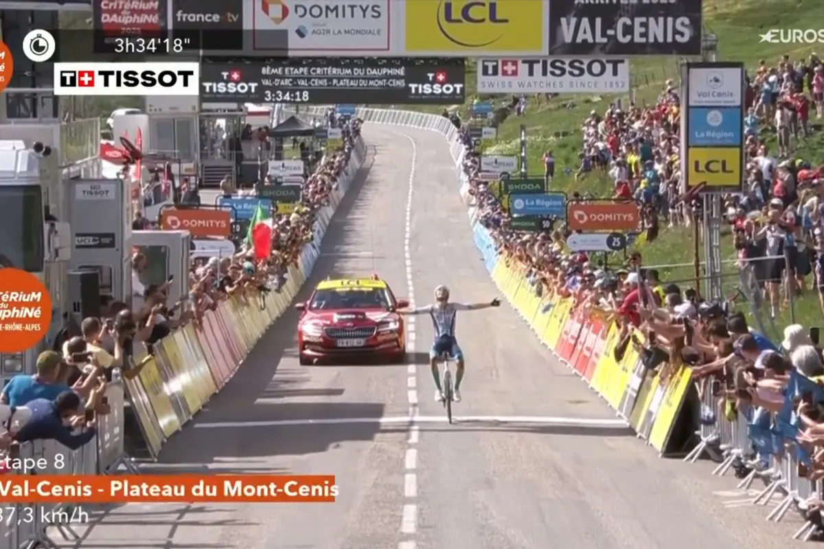 Van der Poel entertains, but Martinez wins final stage of Dauphiné: Pogacar holds off Vingegaard's attack and wins GC