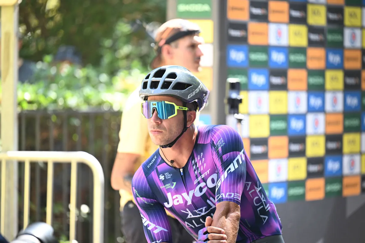 Hoe moet de Tour van Groenewegen verder na kansrijke maar dramatische eerste week? 'Dat wordt gewoon overleven'