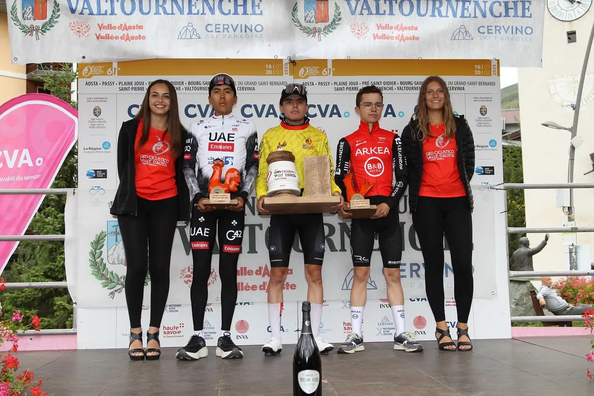 Belgisch wonderkind Jarno Widar houdt bergop huis in verschrikkelijke editie Valle d'Aosta