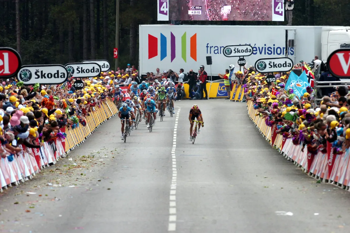 Favorieten etappe 1 Tour de France Femmes 2025 | Iconische aankomst, vraag dat maar aan Valverde, Sagan en Van der Breggen!