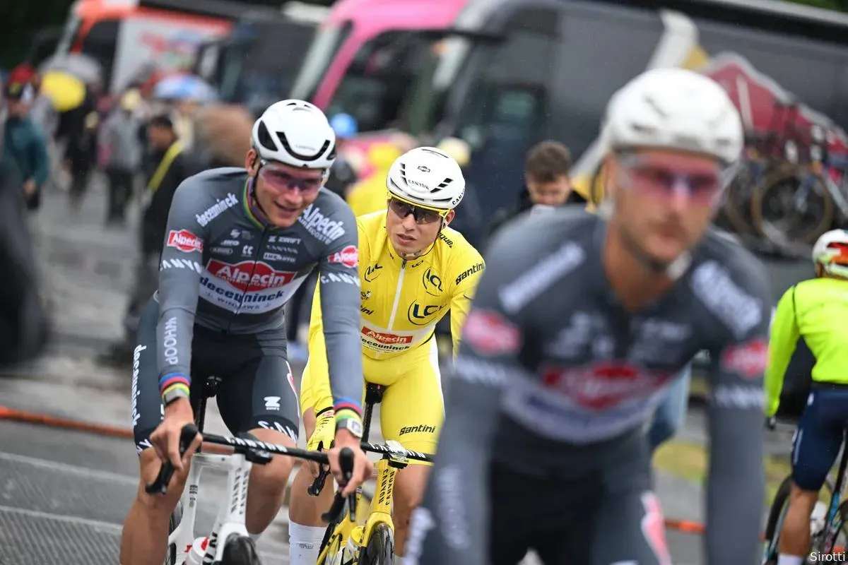 Classifications Tour de France 2025 | Van der Poel back in yellow four years after Mûr de Bretagne, Philipsen takes green
