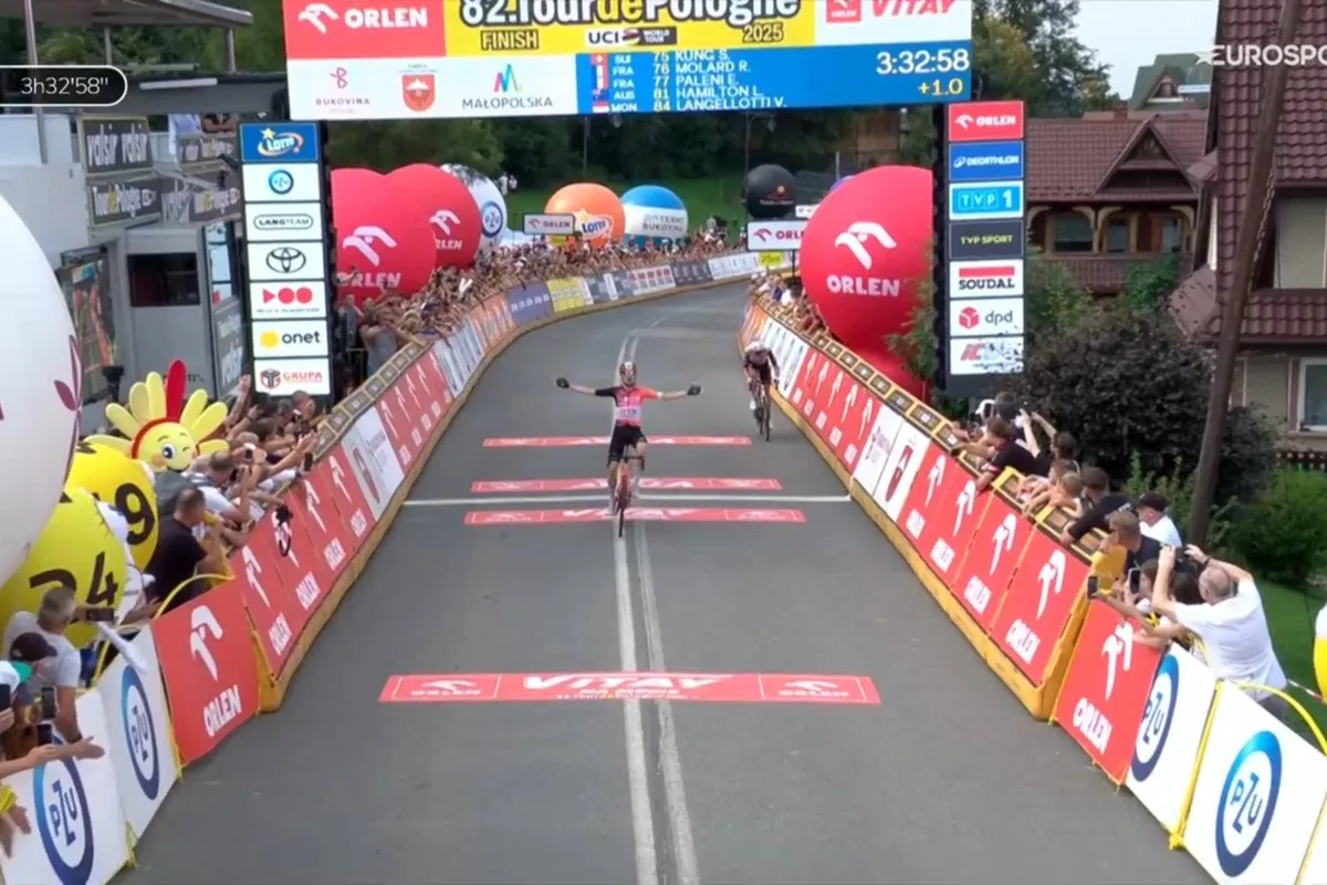 Sensatie in Polen: Monegask Langelotti dendert in slotmeters over leeggestreden McNulty heen