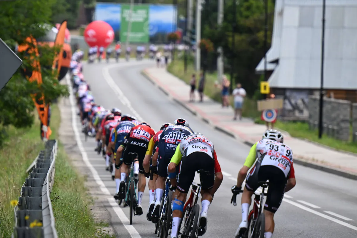 Wielertransfers 2025/2026 | WorldTour-ploegen maken steeds meer transfers bekend