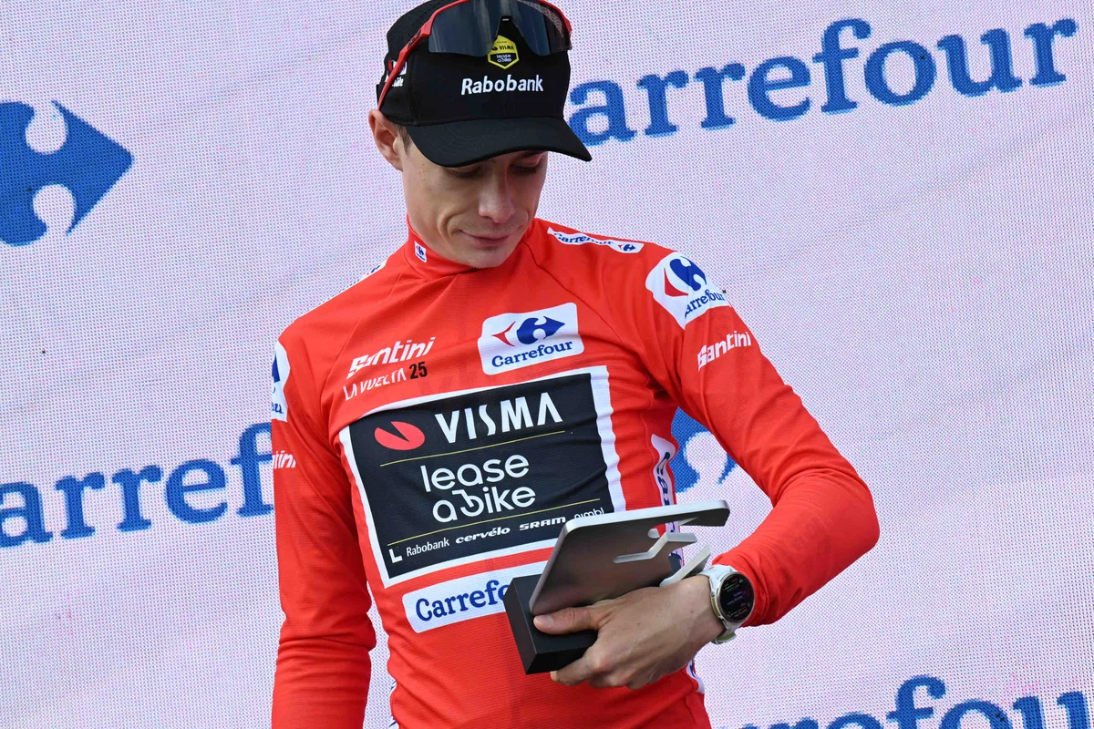 Slotweek Vuelta nog voor de boeg, maar Vingegaard denkt langzaam vooruit: 'Belangrijk voor me om ze alle drie te winnen'