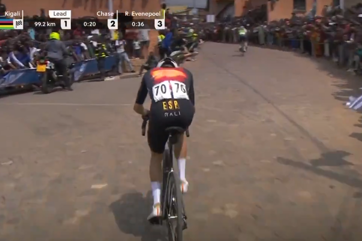 Juan Ayuso kwam om te winnen, dus verloor in stijl: 'Ronde van Vlaanderen in de toekomst wordt zwaar'
