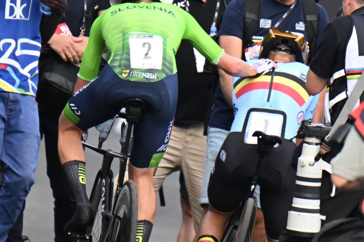 Empathische Evenepoel voorziet Pogacar richting clash 2 van vrijblijvend advies na inhaalmoment op WK tijdrijden