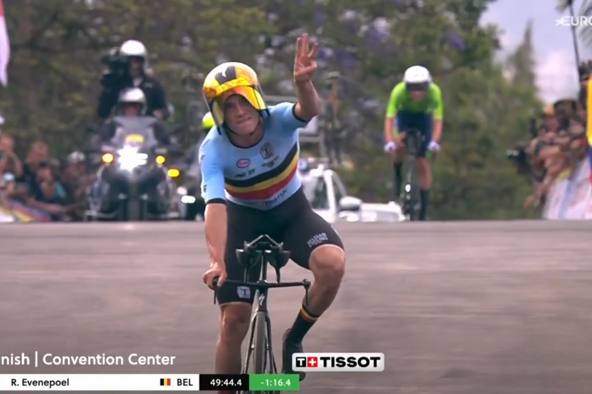 'Eerst volgende week nog': Is Evenepoel plots dé topfavoriet voor wegwedstrijd na galashow in tijdrit?