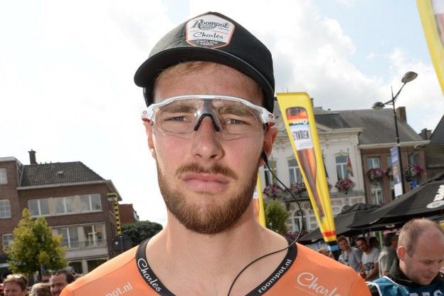 UCI disqualifies Jan-Willem van Schip for the third time in less than a year, but this time not because of his bike