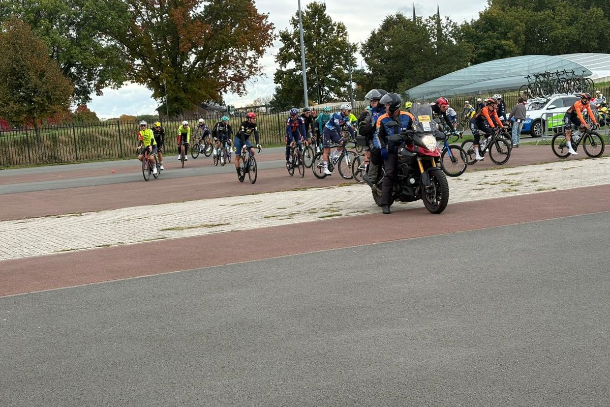 Visma | Lease a Bike sports director points to "growing pains" and positives after stage 3 cancellation at NIBC Tour of Holland