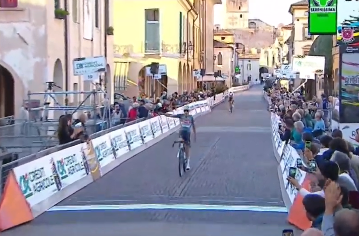 Alpecin-Deceuninck says goodbye to team legend with win on Italian gravel, Del Grosso joins world champion on the podium