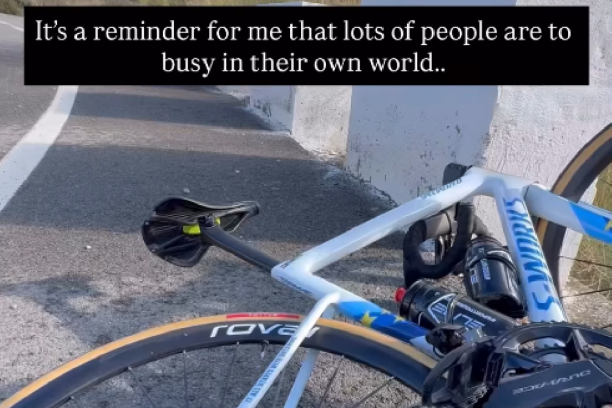 🎥 Demi Vollering crashes hard in training and lashes out at motorists: 'Gives me a lot of confidence in humanity...'