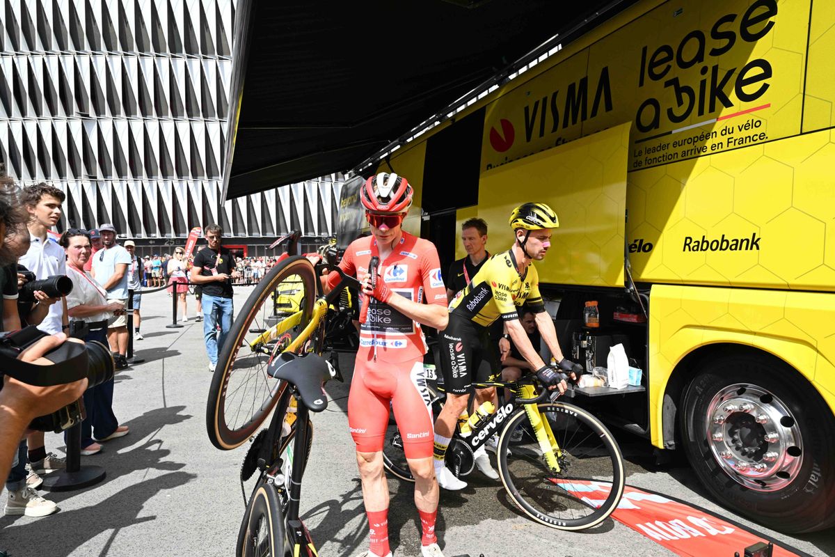 3 Grand Tours known, so at Visma | Lease a Bike they sit down to make a good plan