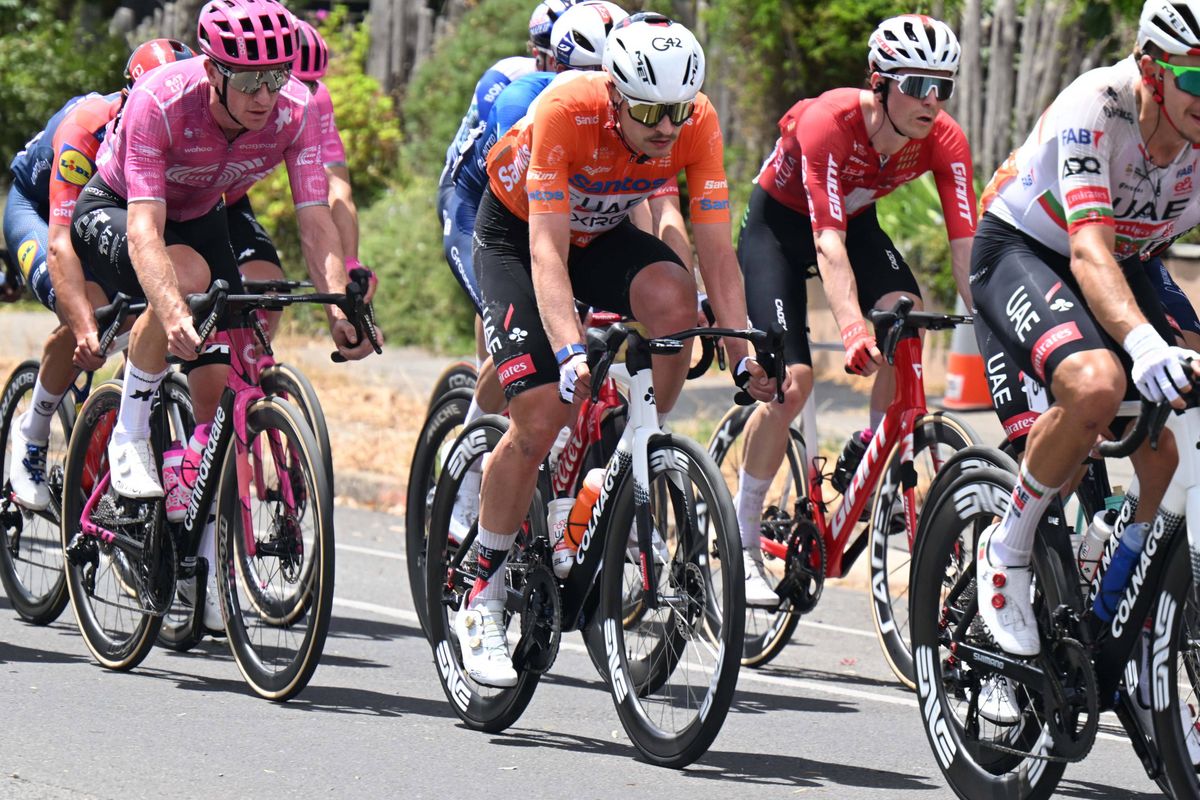 Jay Vine hopes for a helping hand from Visma | Lease a Bike as UAE’s control threatens to break apart before final stage