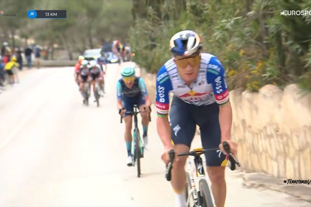 Evenepoel drops Almeida and co with late attack to win Tour of Valencia queen stage