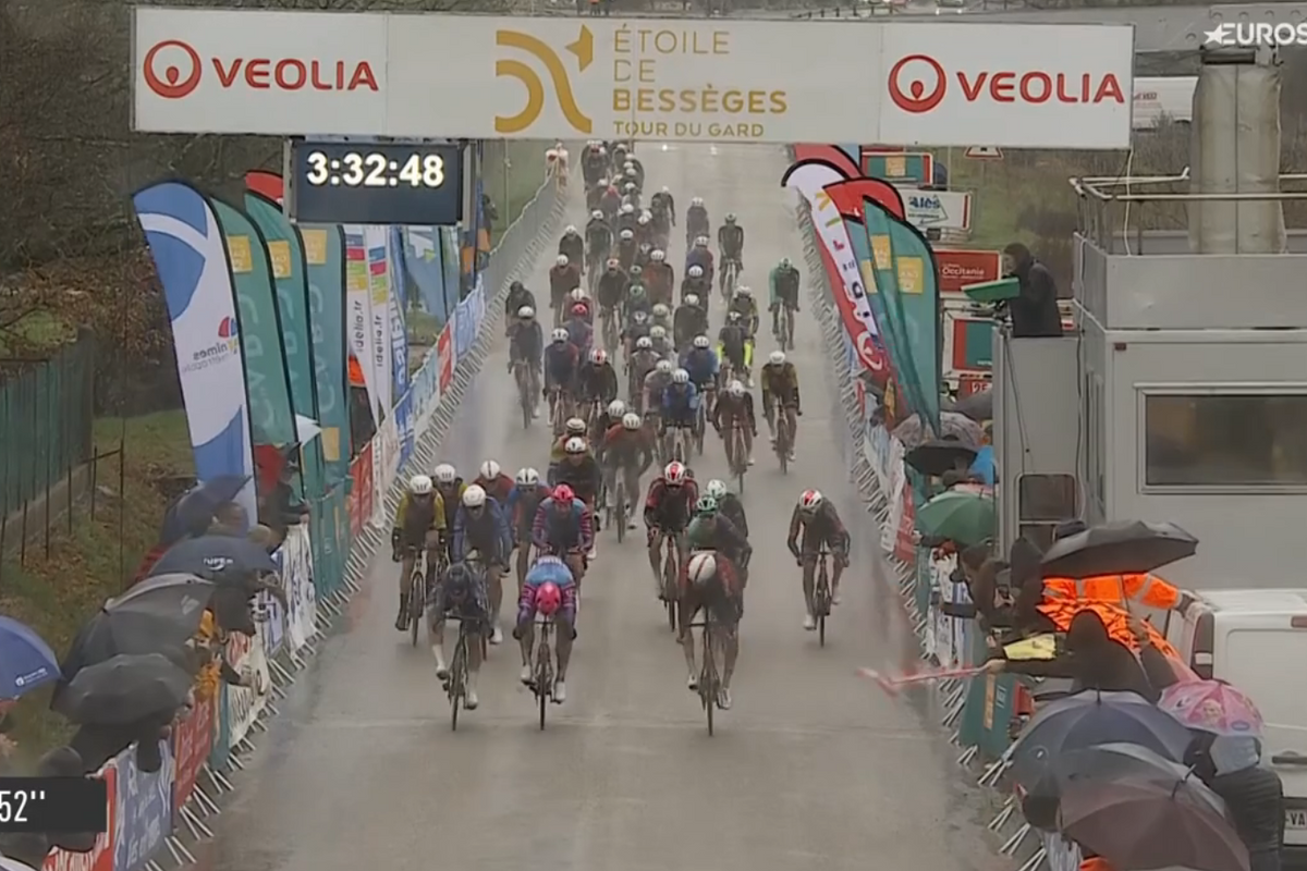 Groenewegen second after photo finish as young Luxembourger wins rain-soaked stage 2 at Star of Bessèges
