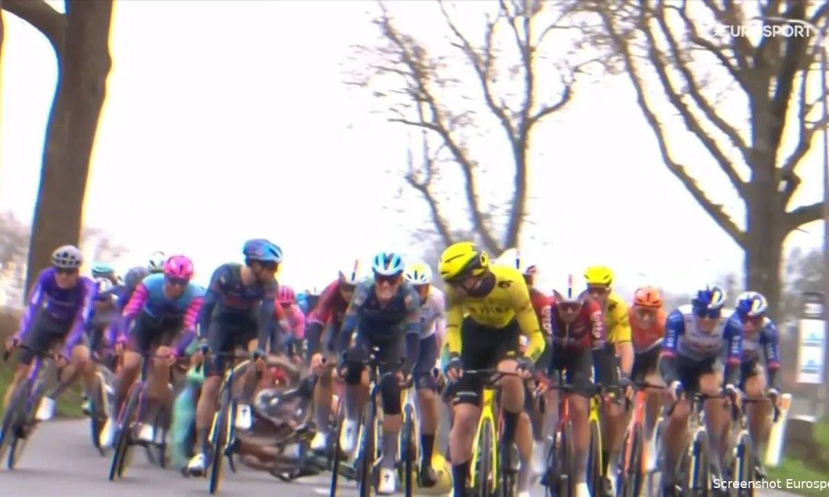 Visma | Lease a Bike sports director says Omloop ‘surprise factor’ is gone — and gives Brennan update