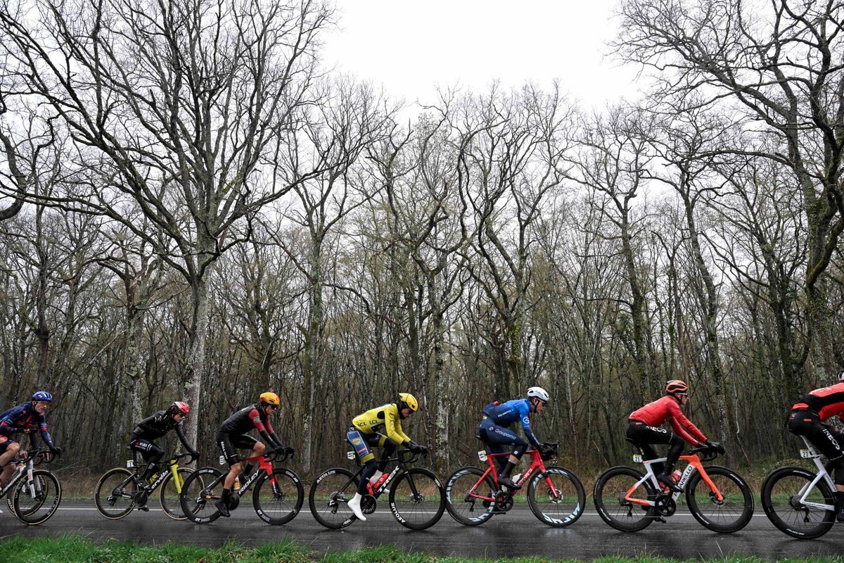 Long list of abandonments in Paris-Nice and Tirreno after cold and wet days