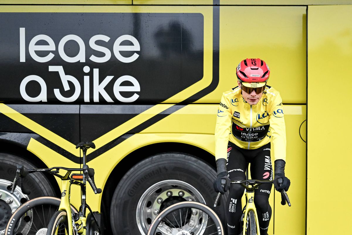 "Rain is part of our job, but snow is different": critical Jonas Vingegaard questions Paris–Nice finish