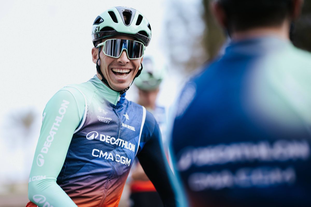 Naesen defends Vermeersch criticism: “You don’t have to apologise for riding with the god of cycling”