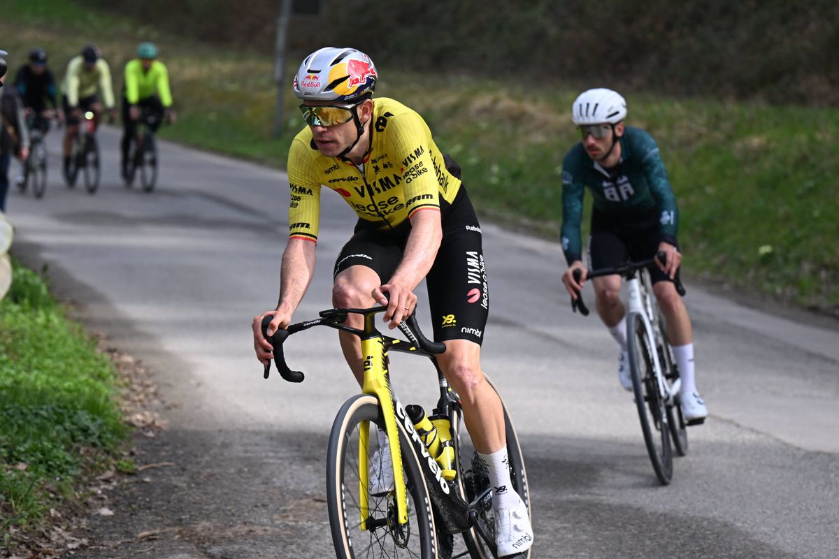 Wout van Aert notices loose gravel during Tirreno stage recon: “I don’t know if they’ll still do anything about it”