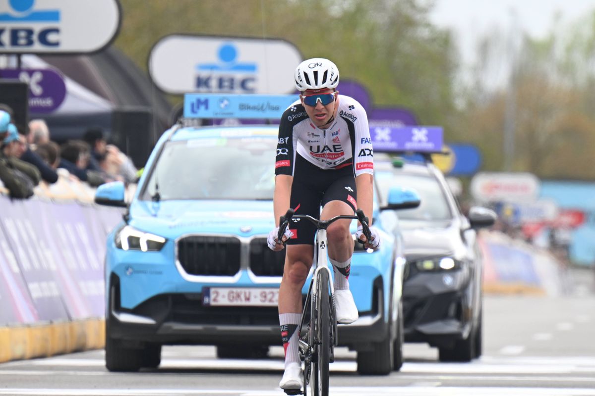 Florian Vermeersch received threats after helping Ganna chase down Van Aert