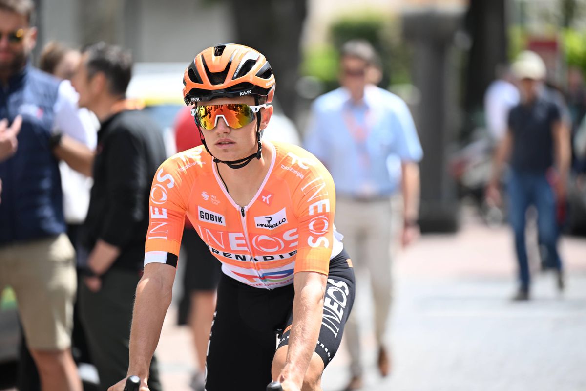 Oscar Onley provides update after abandoning Tour de Romandie