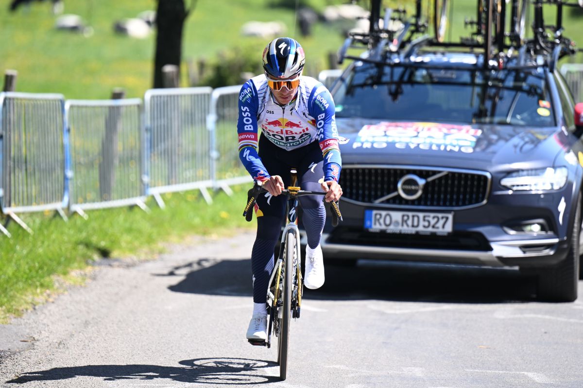 Evenepoel doesn't believe the hype: won't be surprised if Seixas 'struggles in the final hour'