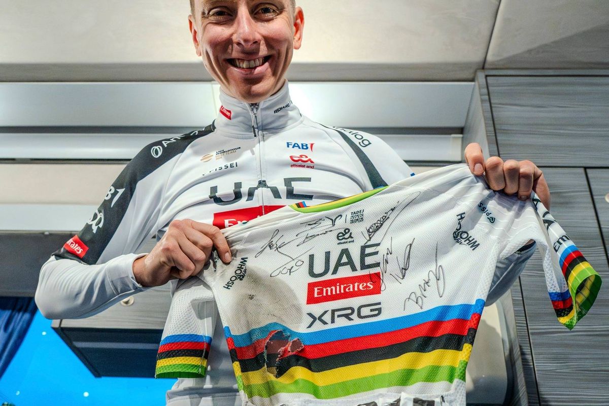 Pogačar's torn Sanremo jersey auctioned for record amount, World Champion doubles the pot