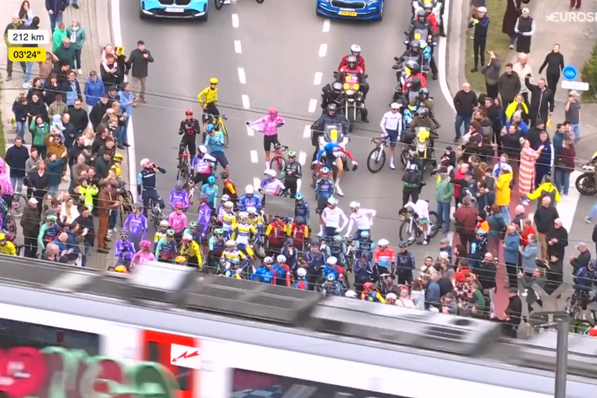 UCI commissaire calls for disqualifications after railway-crossing incident: ‘Closed railway crossing means stop’