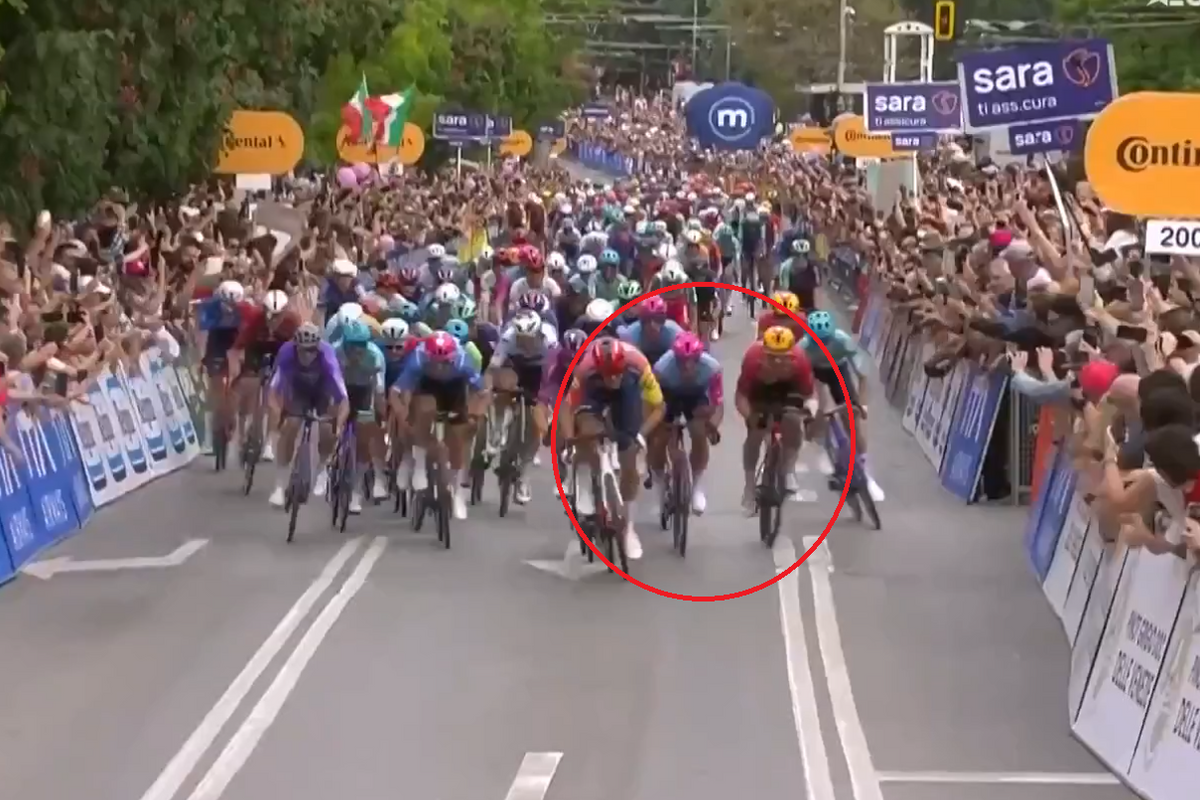 Dylan Groenewegen knows what cost him Giro stage 3 win — 'that was just stupid'