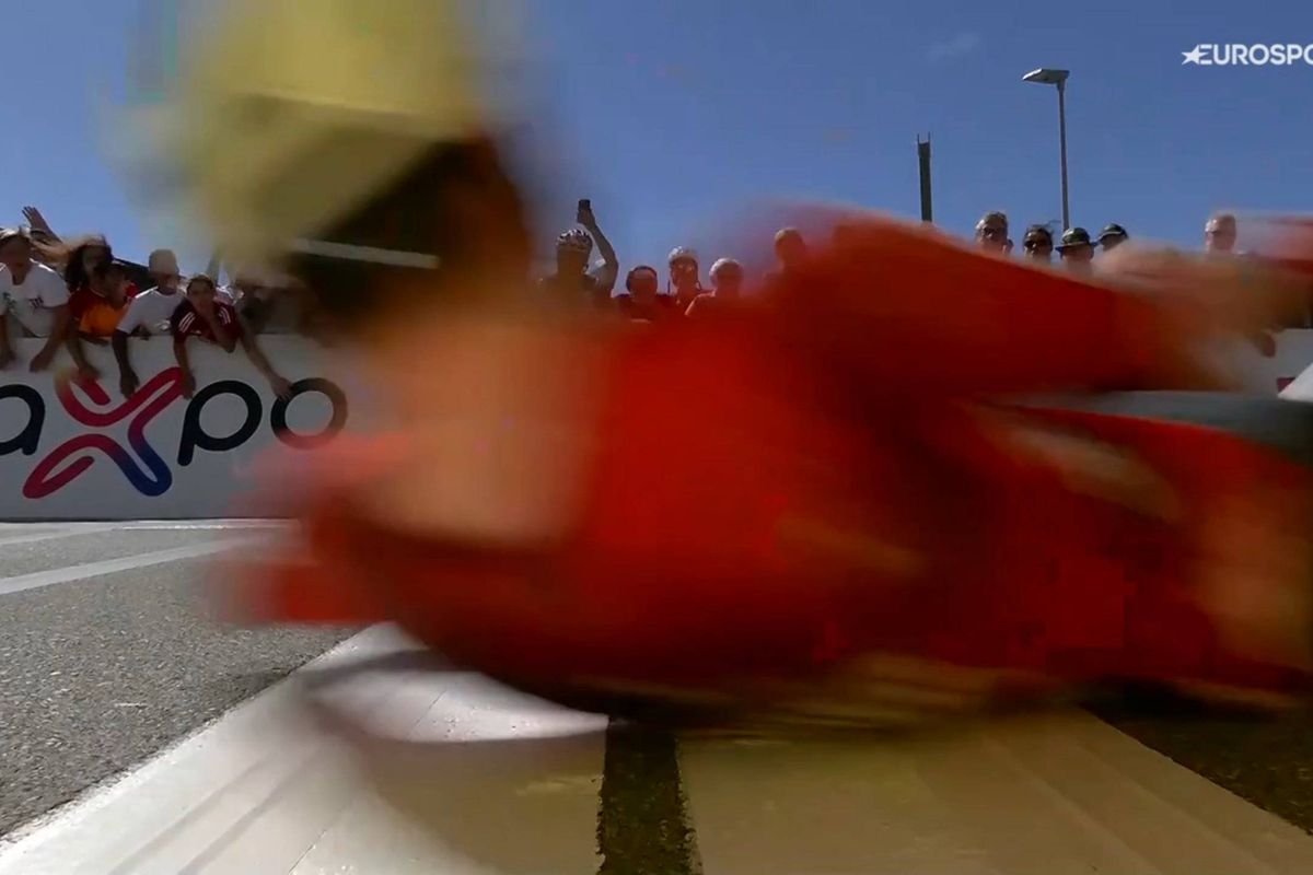 🎥 Seeing is believing: Belgian Slock, 25, beats Carapaz and Vlasov but crashes just before the finish