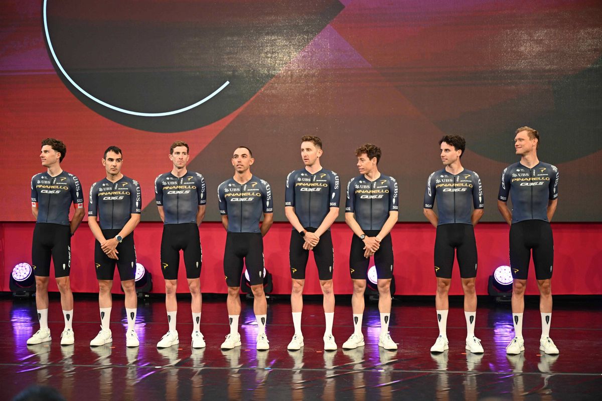 Former Visma | Lease a Bike climber endures tough start at new team: “Mentally quite challenging”