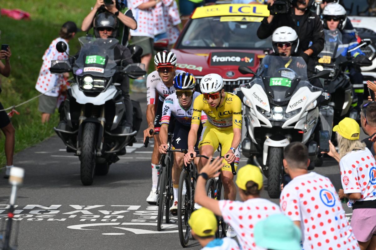 Del Toro claims he crashed on purpose to protect Pogačar suffering Vingegaard's fate: 'I had to choose'