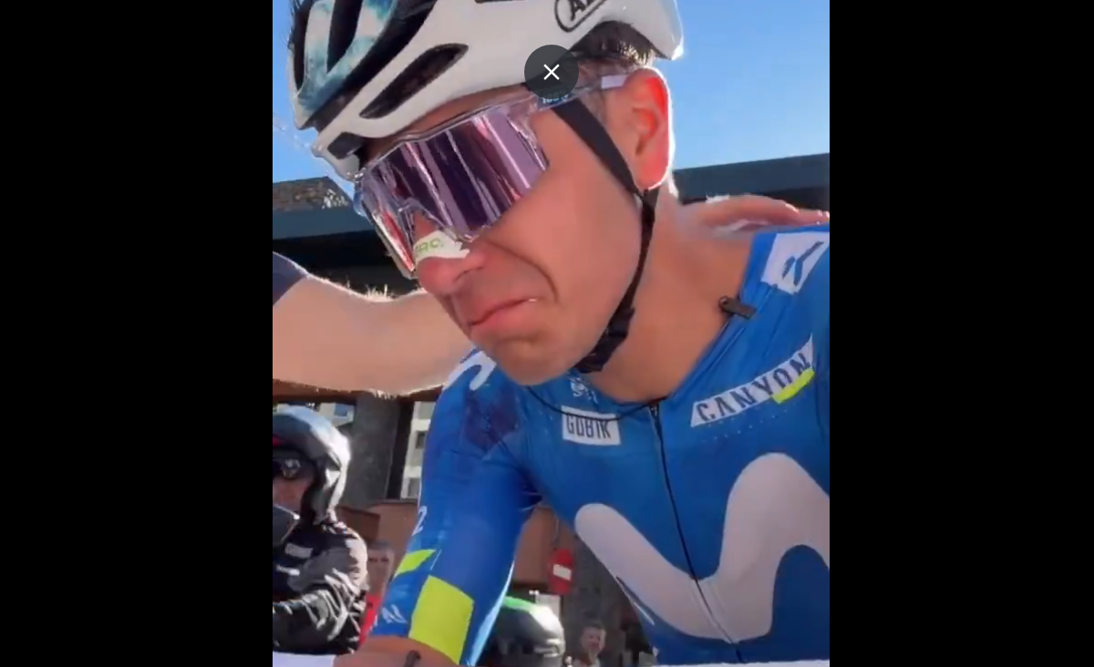 🎥 Cian Uijtdebroeks, riding with a broken ankle, finishes last at the Vuelta a España and can't hold back tears