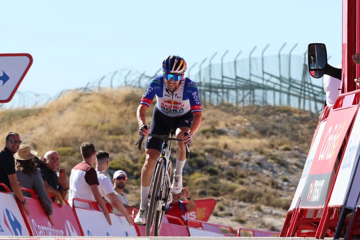Wheel-sucker Roglic still has an a few aces up his sleeve at this Vuelta, including 32.1 KM and a revived domestique