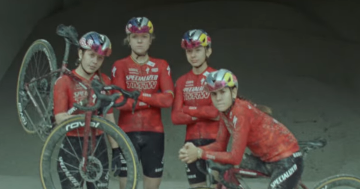 This is Specialized TMRW, Fem van Empel's new cyclocross team, with close links to Vollering’s FDJ